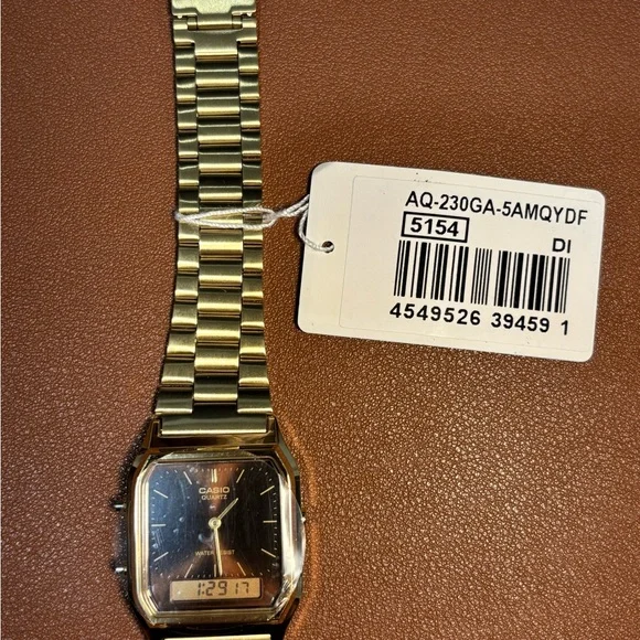 Gold Rectangular Casio - Picture 4 of 7